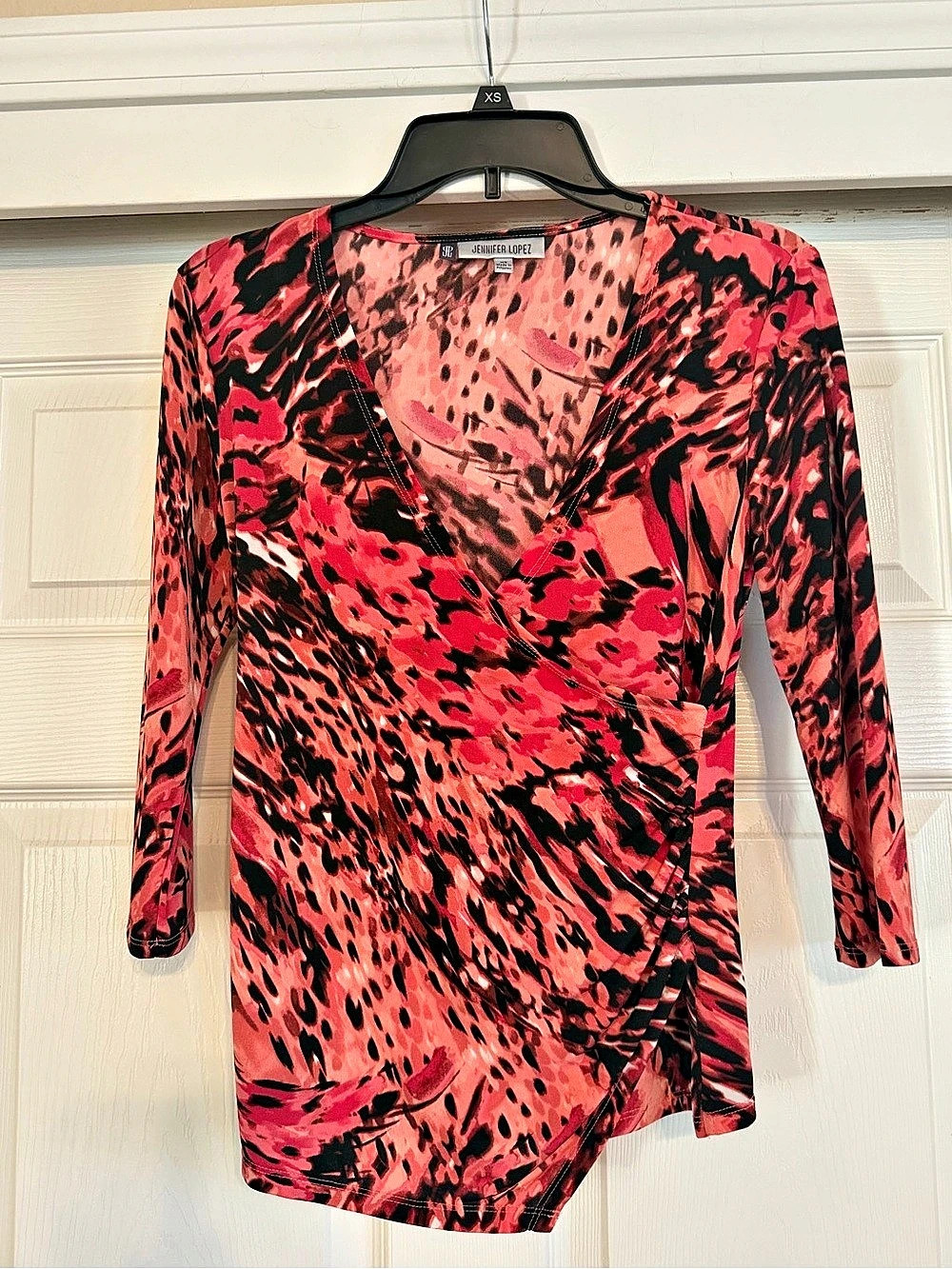 Jennifer Lopez XS Coral Pink Animal Print Ruched Faux Wrap Top